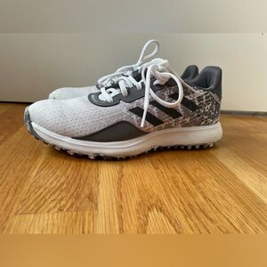 NWOT Adidas Youth Golf Shoes size 5.5